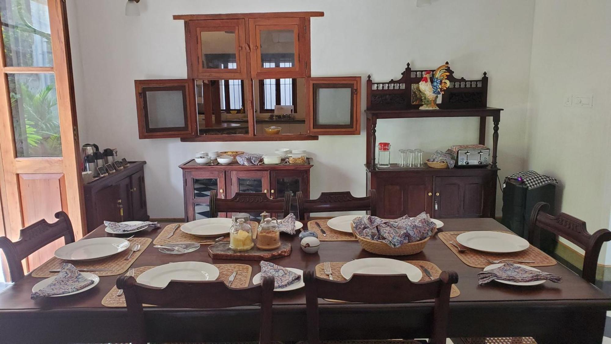 ホテル Kariappa House ポンディシェリ エクステリア 写真