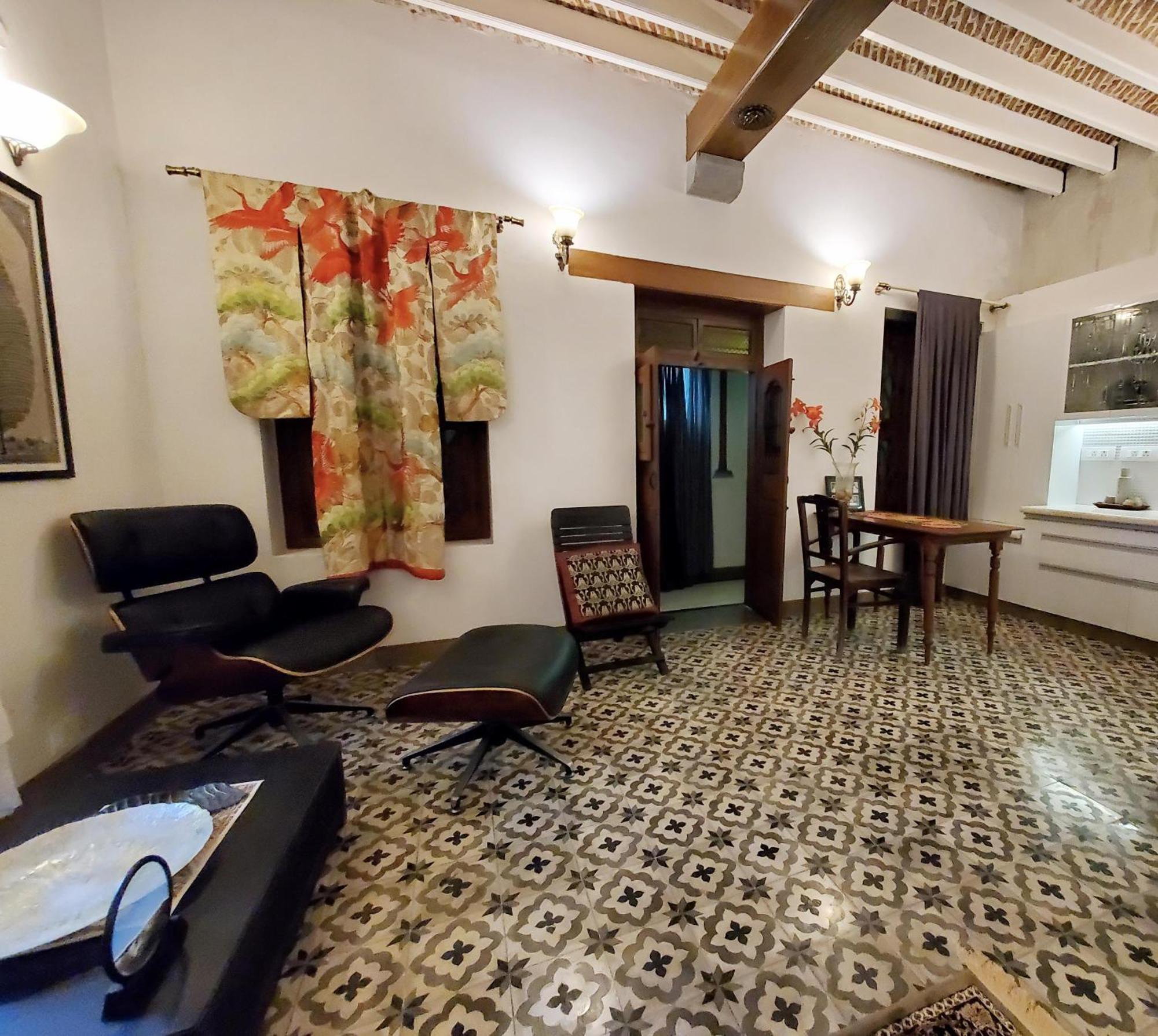 ホテル Kariappa House ポンディシェリ エクステリア 写真